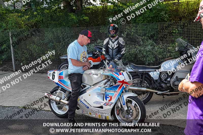 Vintage motorcycle club;eventdigitalimages;mallory park;mallory park trackday photographs;no limits trackdays;peter wileman photography;trackday digital images;trackday photos;vmcc festival 1000 bikes photographs